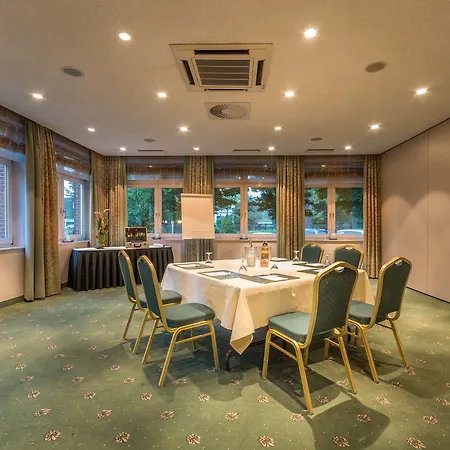 Hotel Atlantic Landgut Horn 4*